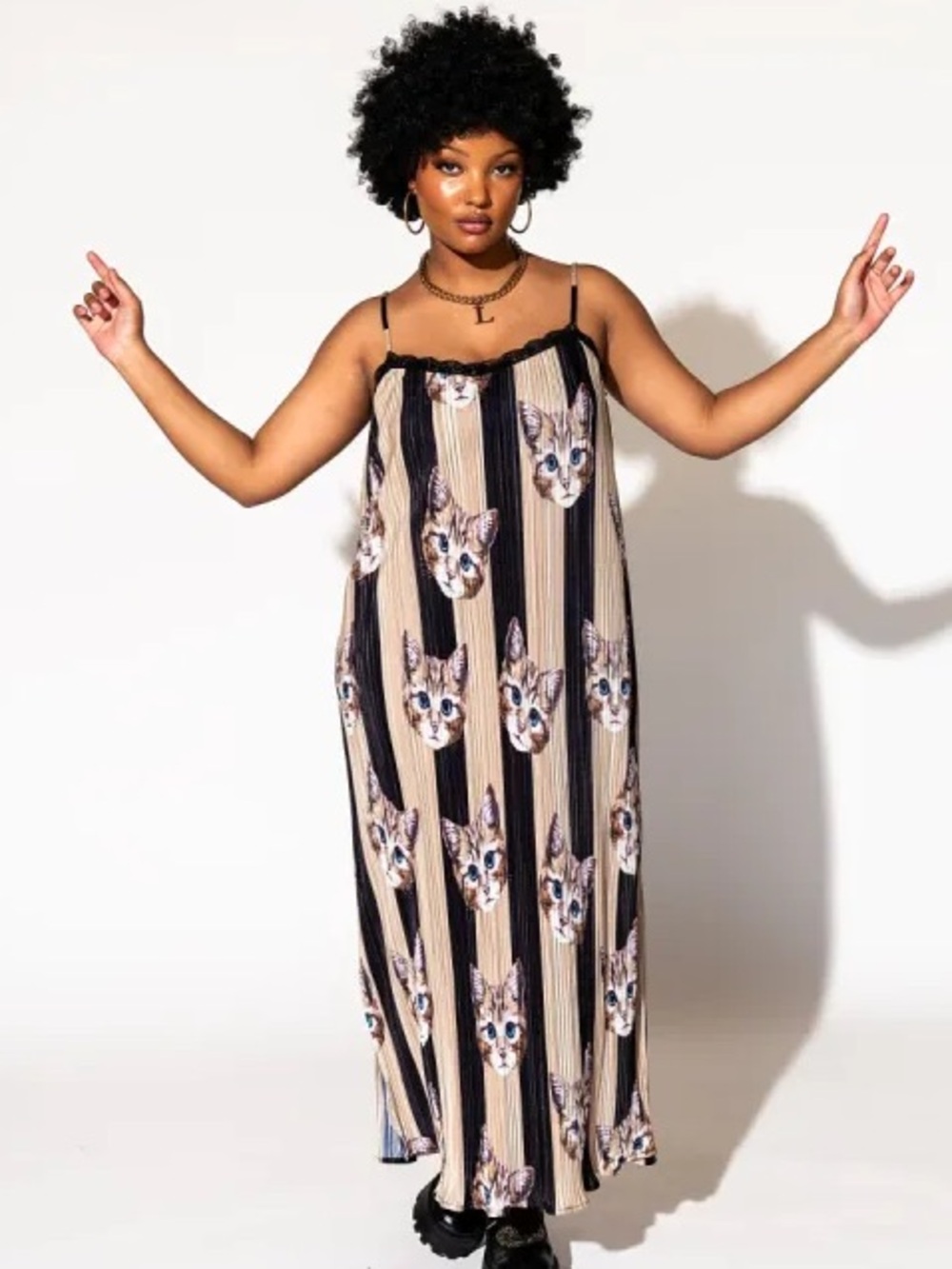 Dressed in LALA Money Honey Plissé Midi Slipdress in Pretty Kitty - Picture 2 of 7
